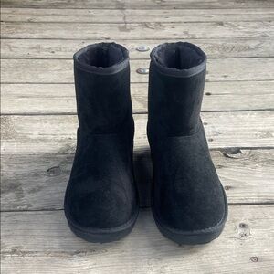 NWOT Faux Suede Boots
